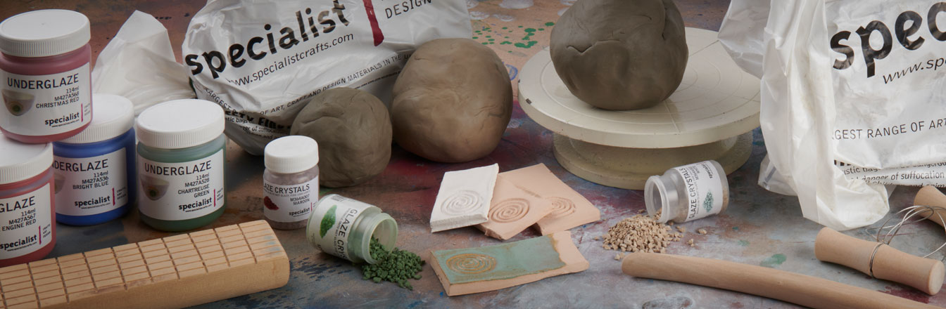 The Art Teacher&rsquo;s Survival Guide to Ceramics 
