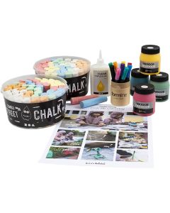 Outdoor Colouring Pack of