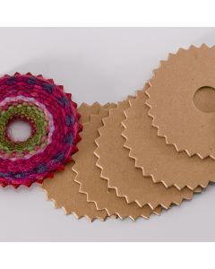 Round Serrated Mat Cards