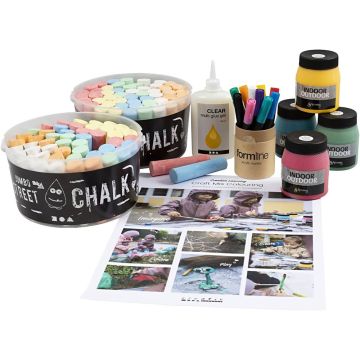Outdoor Colouring Pack of